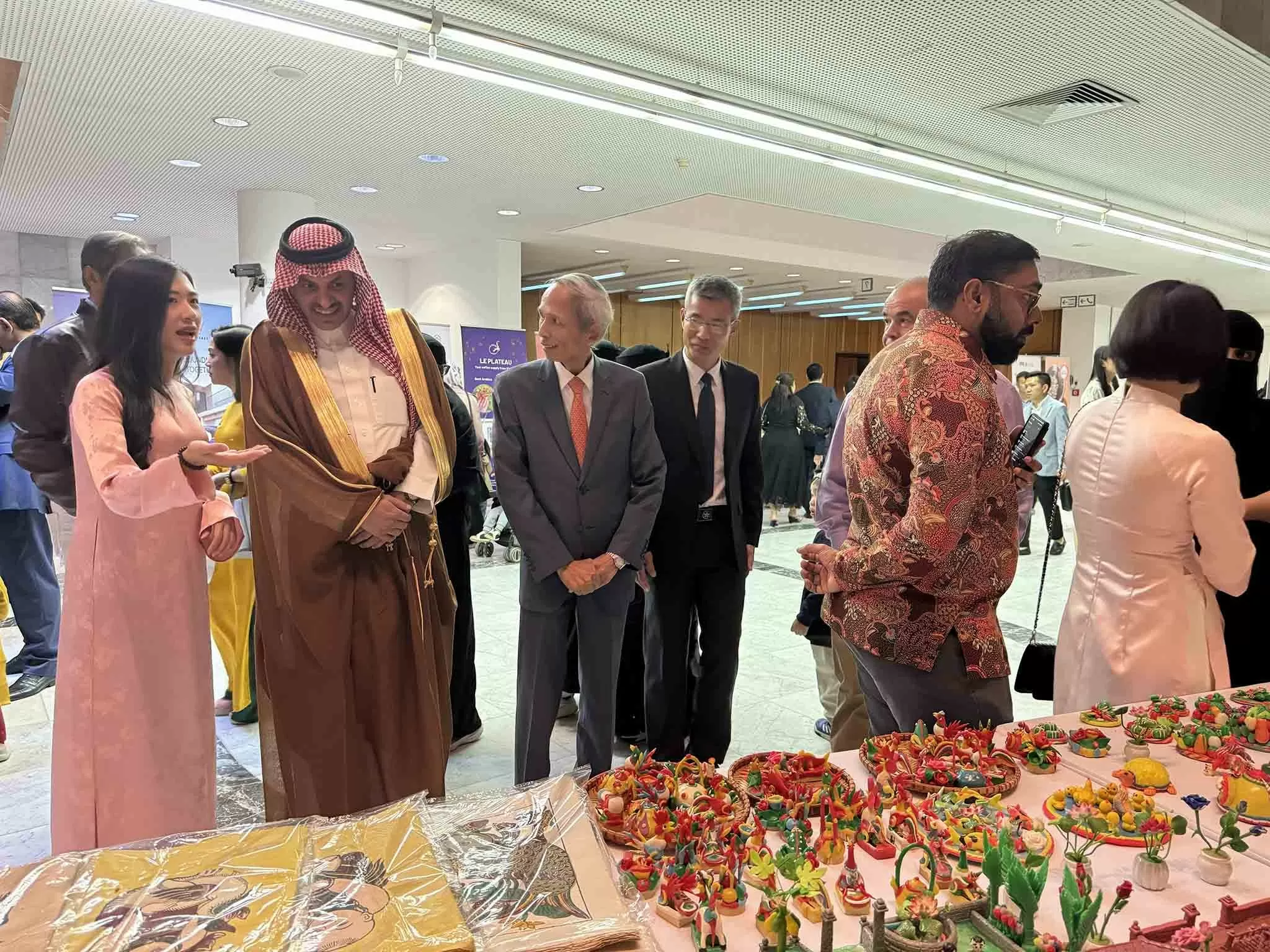 Ngày Việt Nam tại Saudi Arabia gây ấn tượng mạnh mẽ với công chúng sở tại Ngày Việt Nam tại Saudi Arabia gây ấn tượng mạnh mẽ với công chúng sở tại