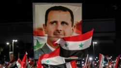 Tình hình Syria: Cựu Tổng thống al-Assad lần đầu lên tiếng kể từ khi chính quyền sụp đổ, nỗ lực thanh minh; EU mở kênh ngoại giao với phe đối lập