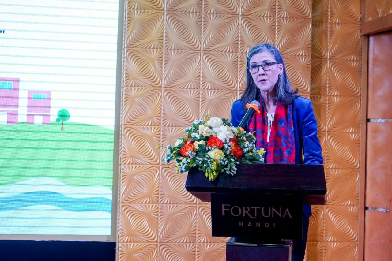 Ms. Ramla Khalidi, UNDP Resident Representative in Vietnam speaks at the event. (Photo: UNDP)