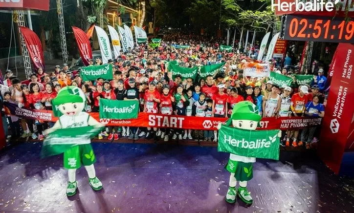 Herbalife Vietnam supported VnExpress Marathon Hai Phong for the second consecutive time to promote healthy active lifestyles