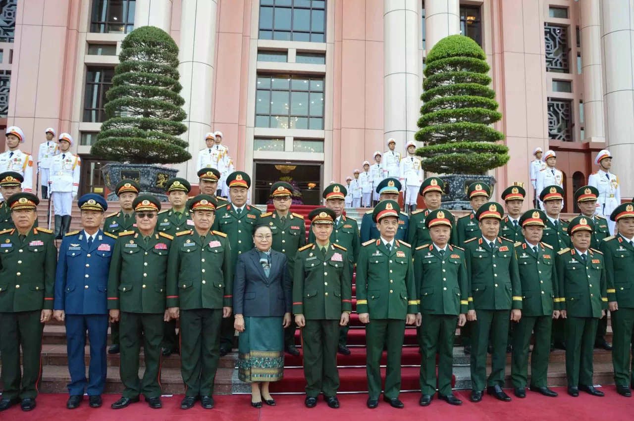 Đại tướng Phan Văn Giang tiếp đón, hội đàm với Bộ trưởng Quốc phòng Lào Khamliang Outhakaysone