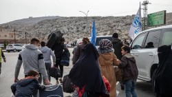 HĐBA ra thông cáo về tình hình Syria, kêu gọi các láng giềng kiềm chế, UNHCR hối thúc bảo vệ dân thường