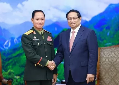 Defence cooperation – key pillar in Vietnam-Laos ties: PM