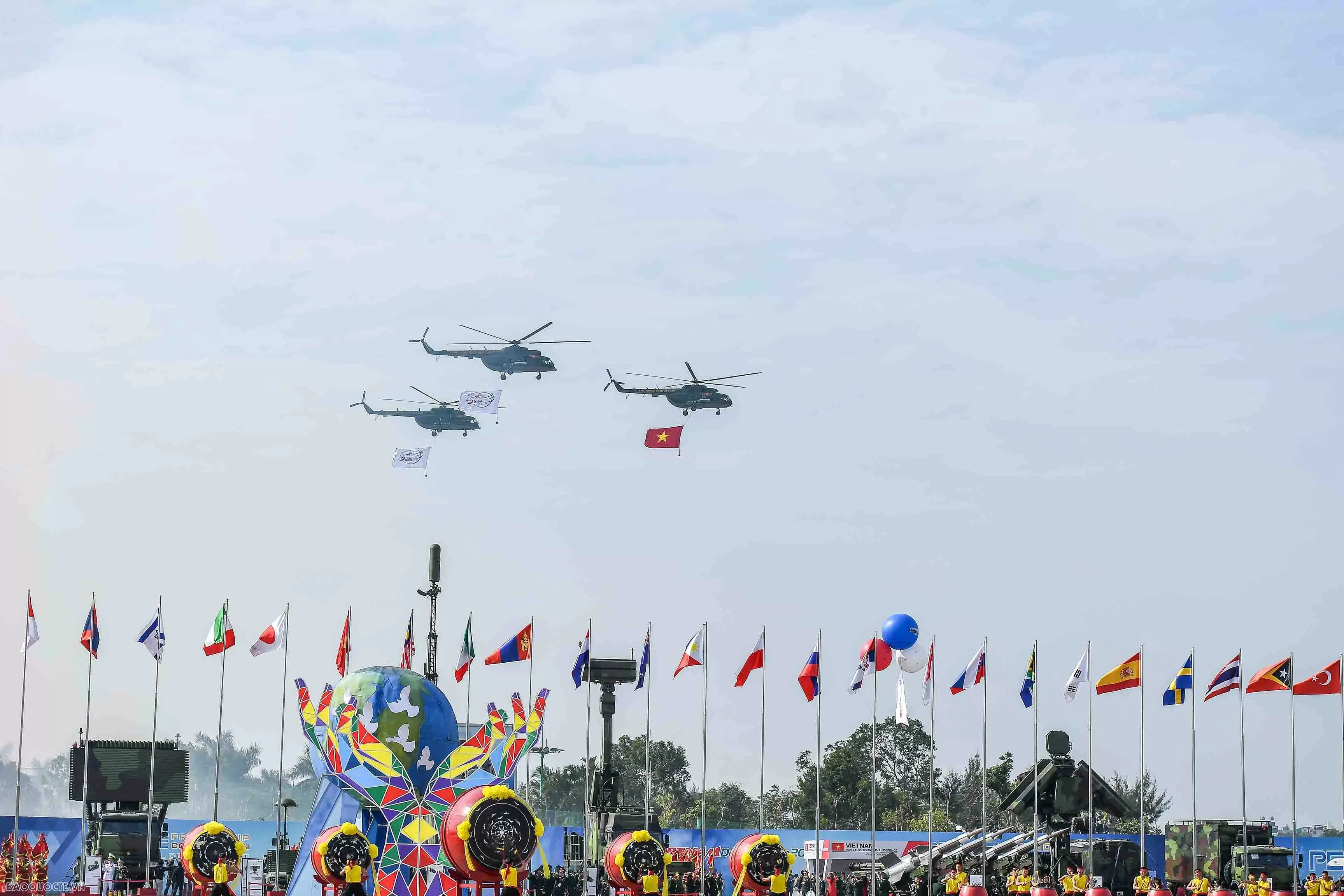 Vietnam International Defence Expo 2024: Perspectives from Foreign Ambassadors