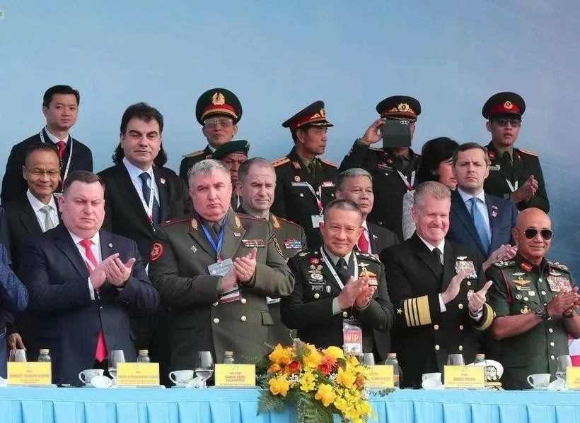 International Defence Expo creates new momentum for cooperation in defence industry