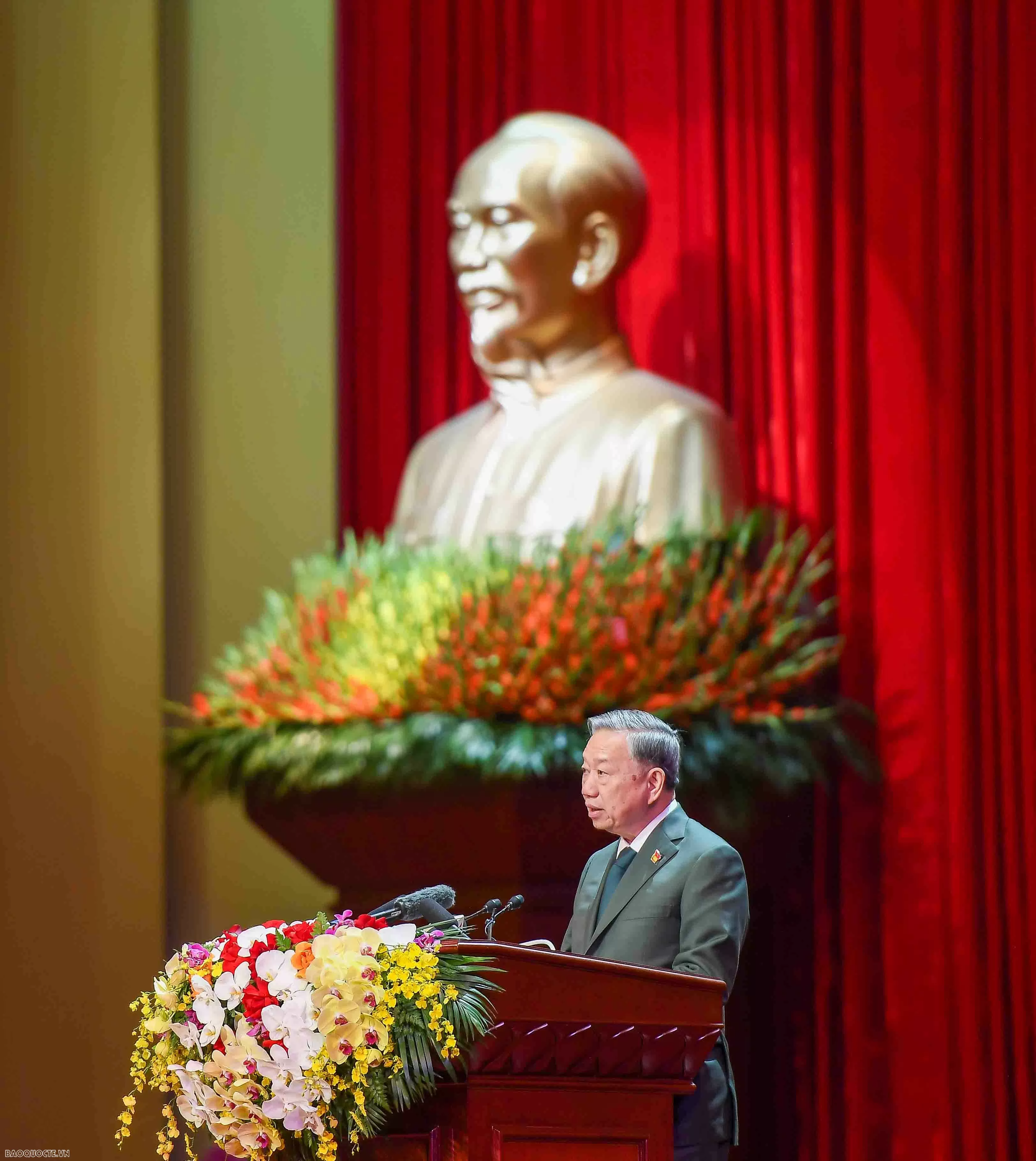 Tổng Bí thư Tô Lâm: Xây dựng Quân đội tinh - gọn - mạnh theo phương châm ‘người trước, súng sau’