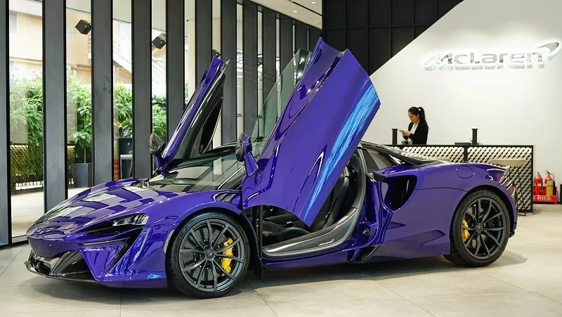 Cận cảnh siêu xe mui trần McLaren Artura Spider ra mắt tại Việt Nam, giá 17 tỷ đồng