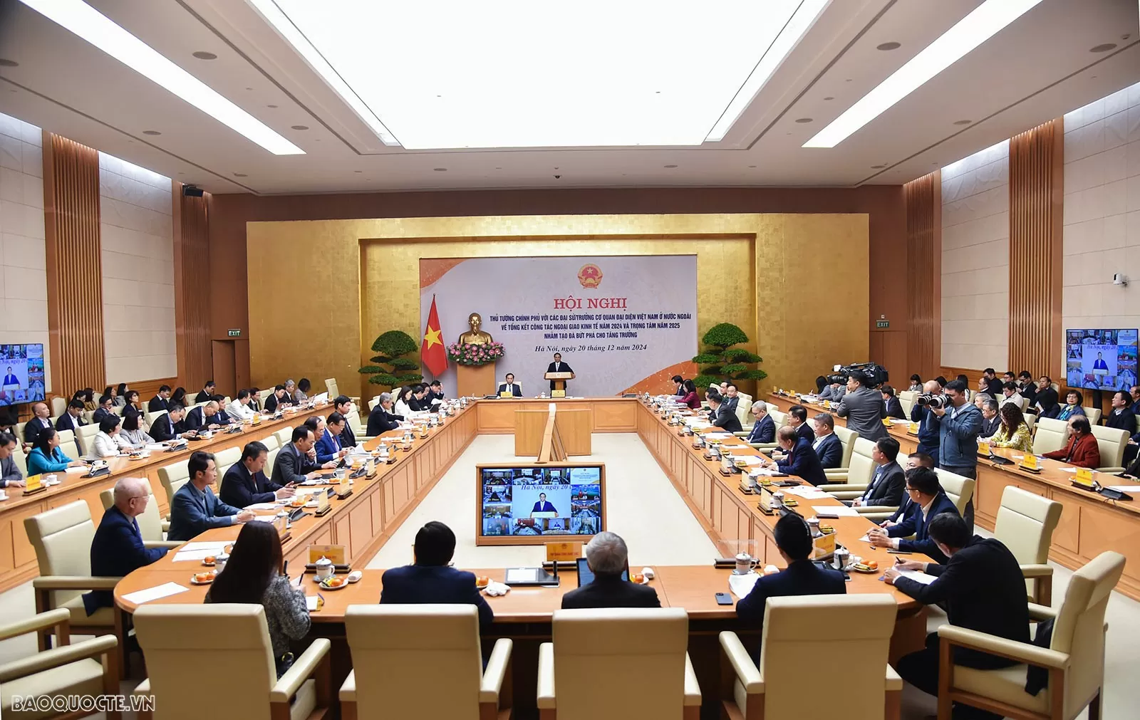 Ngoại giao kinh tế tạo đ&agrave; bứt ph&aacute; cho tăng trưởng năm 2025