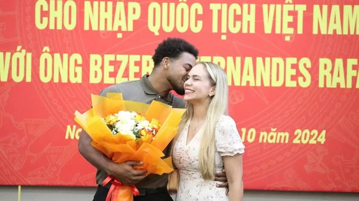 tiền đạo Nguyễn Xuân Son tiền đạo Nguyễn Xuân Son