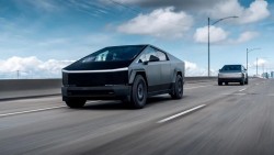 Gần 700.000 xe điện Tesla bị triệu hồi do lỗi hệ thống giám sát áp suất lốp