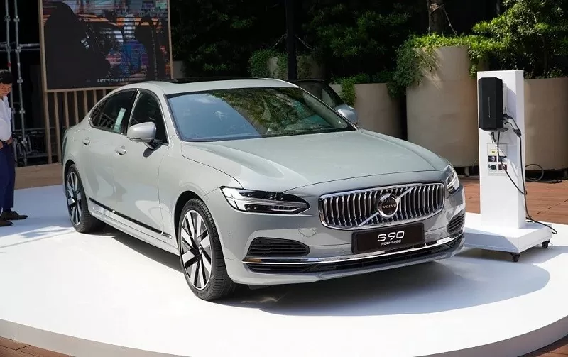 Điểm mặt 10 mẫu xe sedan ‘đổ bộ’ thị trường Việt Nam trong năm 2024 Điểm mặt 10 mẫu xe sedan ‘đổ bộ’ thị trường Việt Nam trong năm 2024