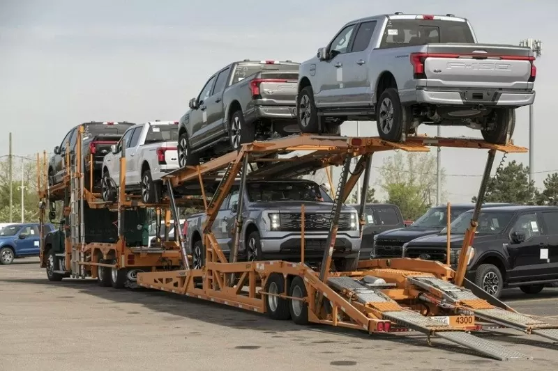 Triệu hồi gần 12.000 xe Ford F-150 Lightning tại Mỹ do lỗi hệ thống lái