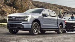 Triệu hồi gần 12.000 xe Ford F-150 Lightning tại Mỹ do lỗi hệ thống lái