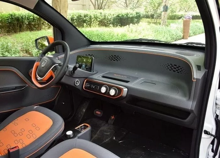Xe điện cỡ nhỏ Baojun E100 sắp về Việt Nam, giá dự kiến 150 triệu đồng Xe điện cỡ nhỏ Baojun E100 sắp về Việt Nam, giá dự kiến 150 triệu đồng