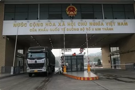 Trade though Lao Cai border gate reaches 1.6 million USD on 2025’s first day