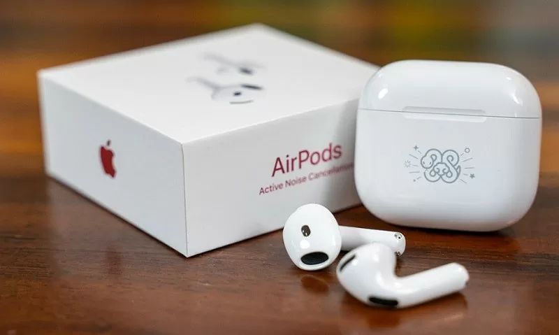 AirPods 4 phiên bản giới hạn mừng Tết Nguyên Đán Ất Tỵ