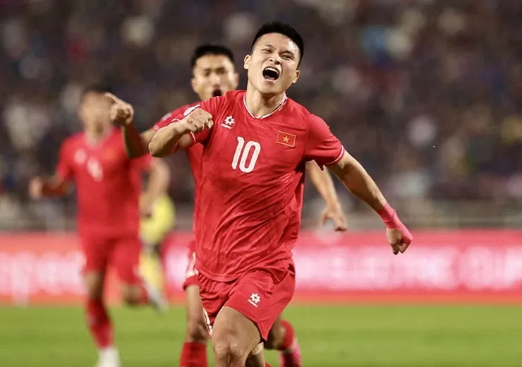 Hạ gục Thái Lan thuyết phục ngay trên sân khách, Việt Nam lên ngôi vô địch AFF Cup 2024