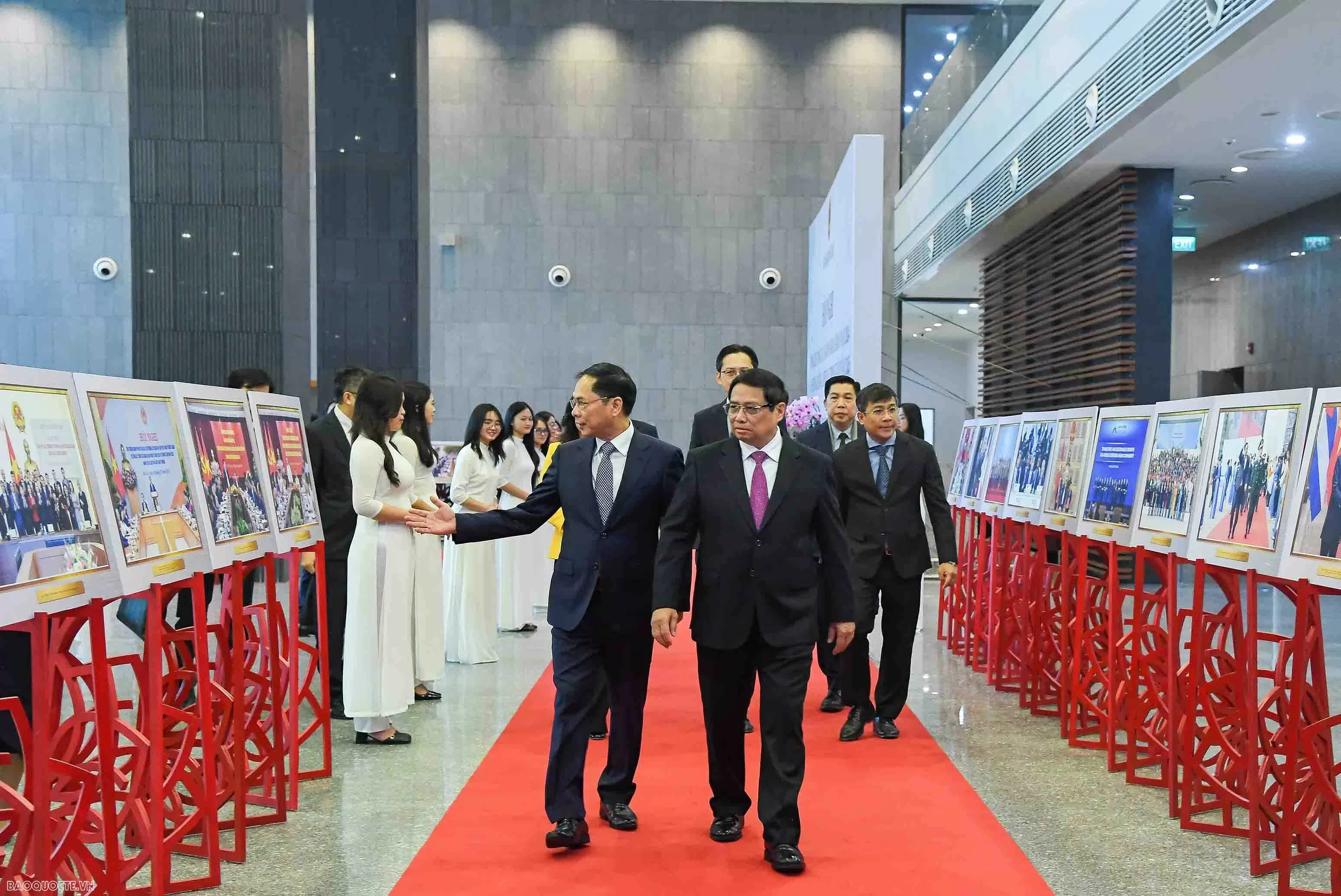 PM Pham Minh Chinh attends Diplomatic sector's Conference in Hanoi