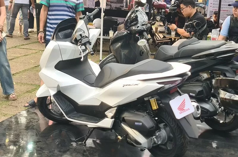 Cận cảnh xe tay ga Honda PCX 125 2025 vừa trình làng tại Việt Nam