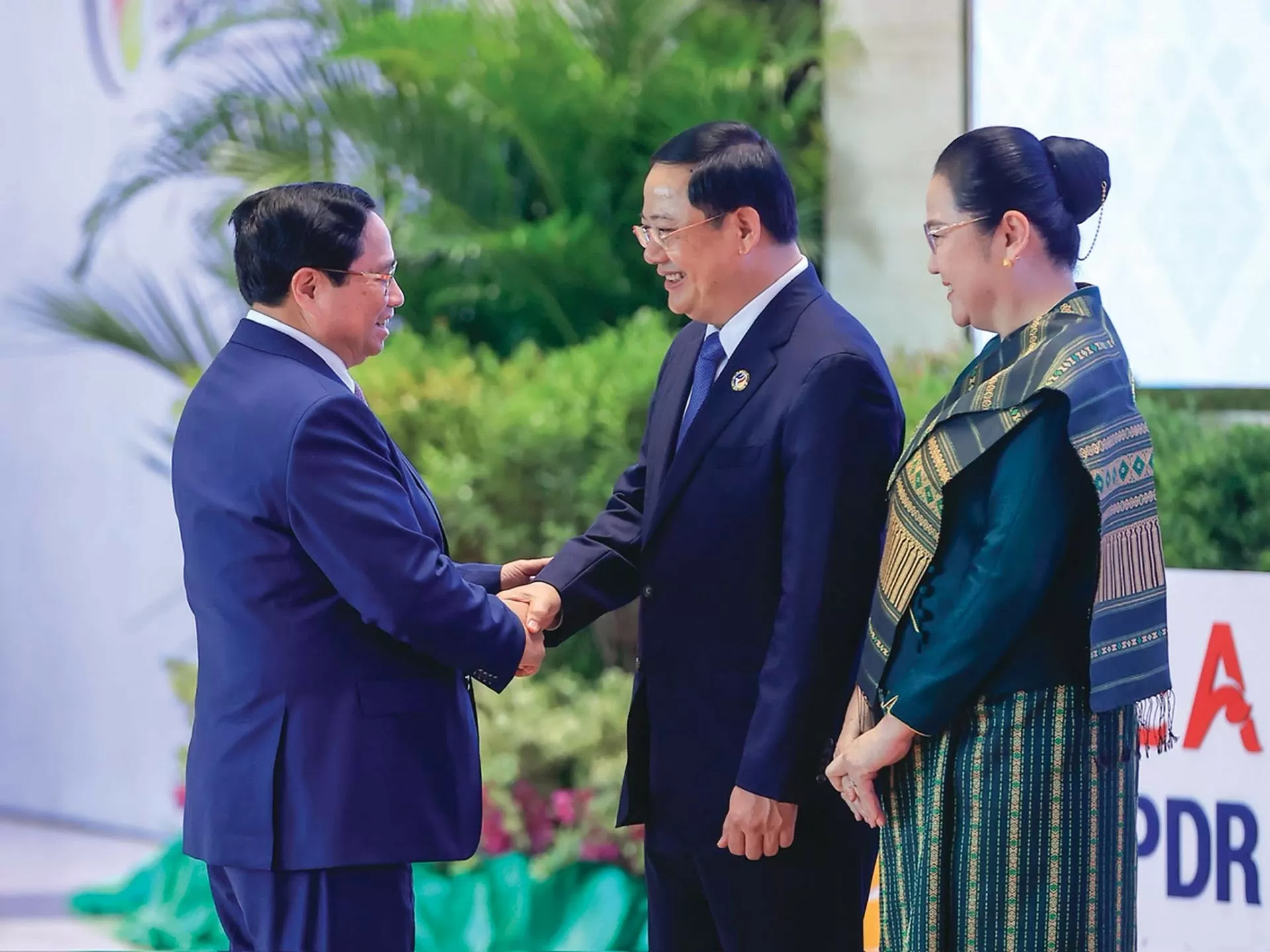 Thủ tướng Phạm Minh Chính thăm, làm việc tại Lào: Nối mạch cho những ‘trái tim’ tạo thêm xung lực