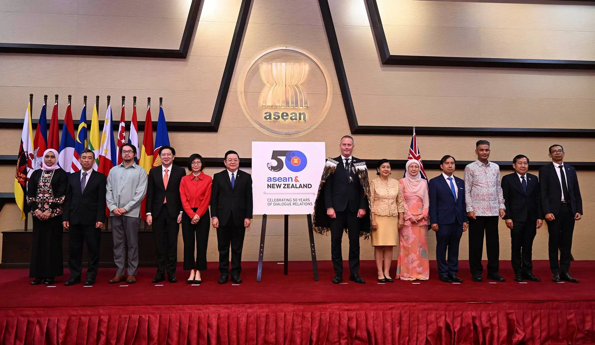 Phái đoàn Việt Nam tại ASEAN dự lễ công bố logo kỷ niệm 50 năm quan hệ ASEAN-New Zealand và gặp Tổng thư ký Kao Kim Hourn