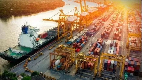 Vietnamese economy predicted to rise 7% this year: UOB