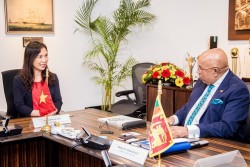 Đại sứ Việt Nam tại Sri Lanka thăm, làm việc với tập đoàn Hayleys