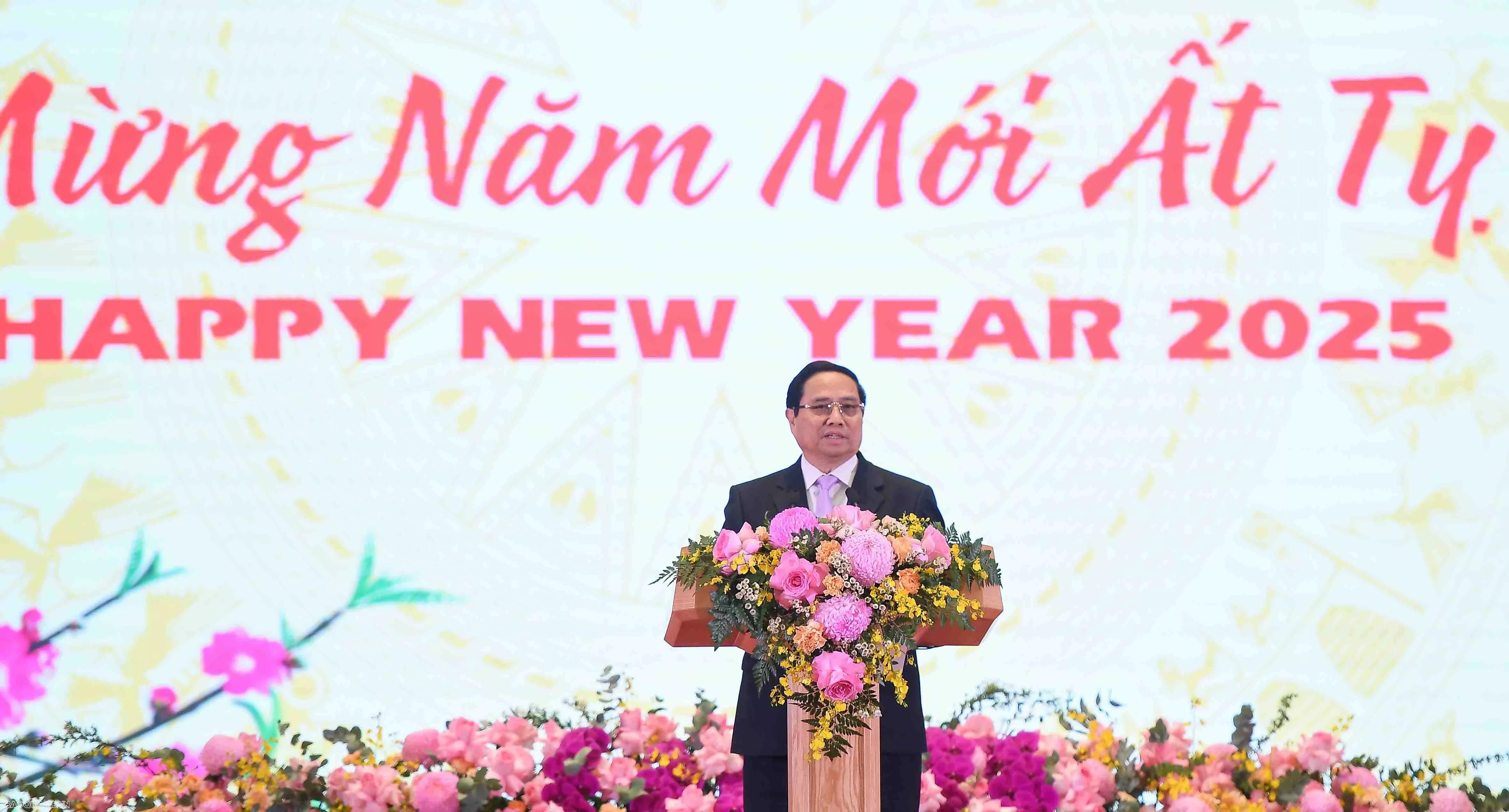 PM Pham Minh Chinh welcomes Diplomatic corps to Lunar New Year banquet in Hanoi