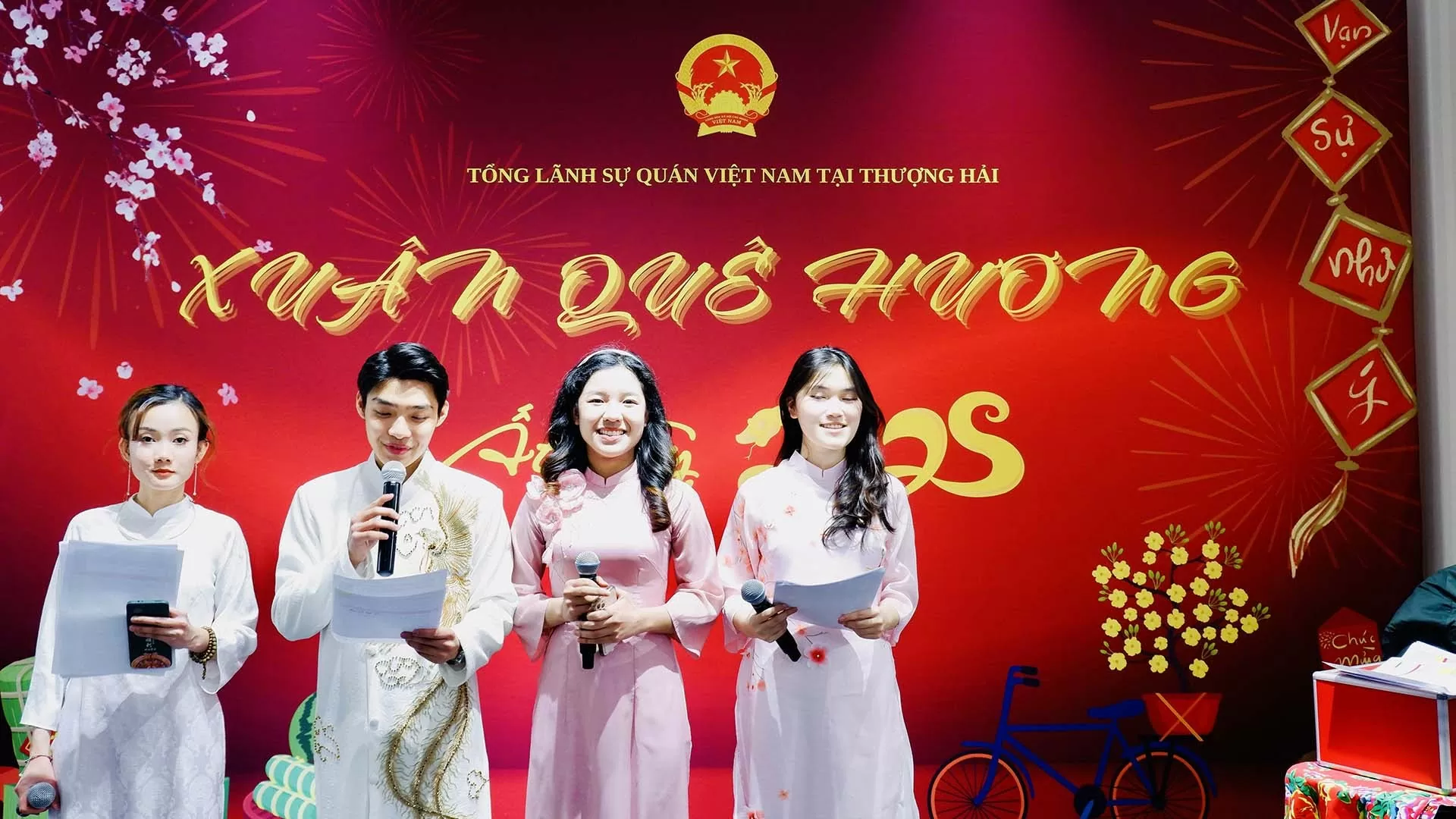 Tưng bừng Xuân Quê hương 2025 tại khu vực Hoa Đông, Trung Quốc
