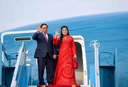 Thủ tướng Phạm Minh Chính và Phu nhân bắt đầu chuyến thăm Ba Lan, Czech và tham dự WEF Davos tại Thụy Sỹ