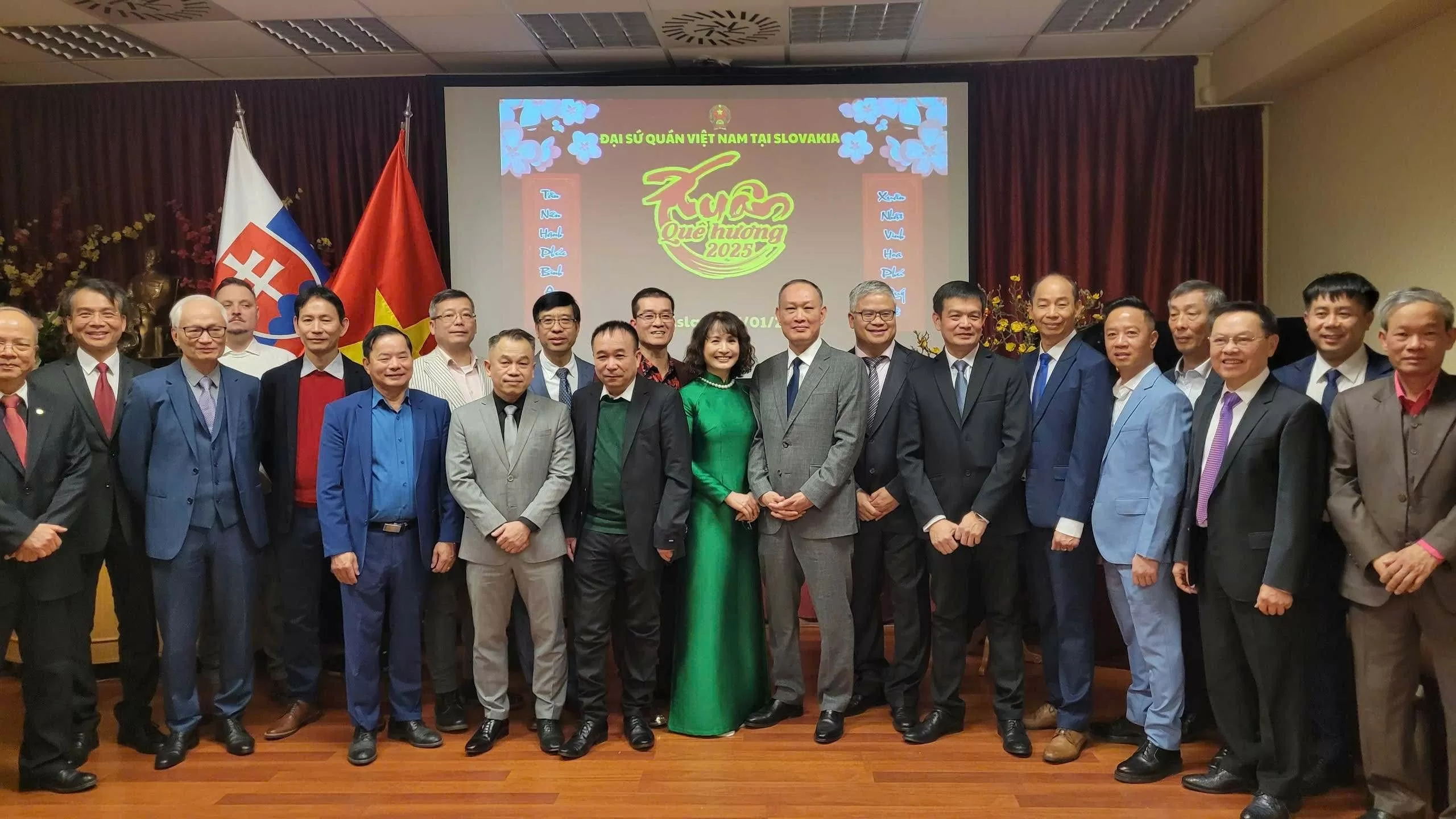 Xuân Quê hương đầm ấm tại Slovakia