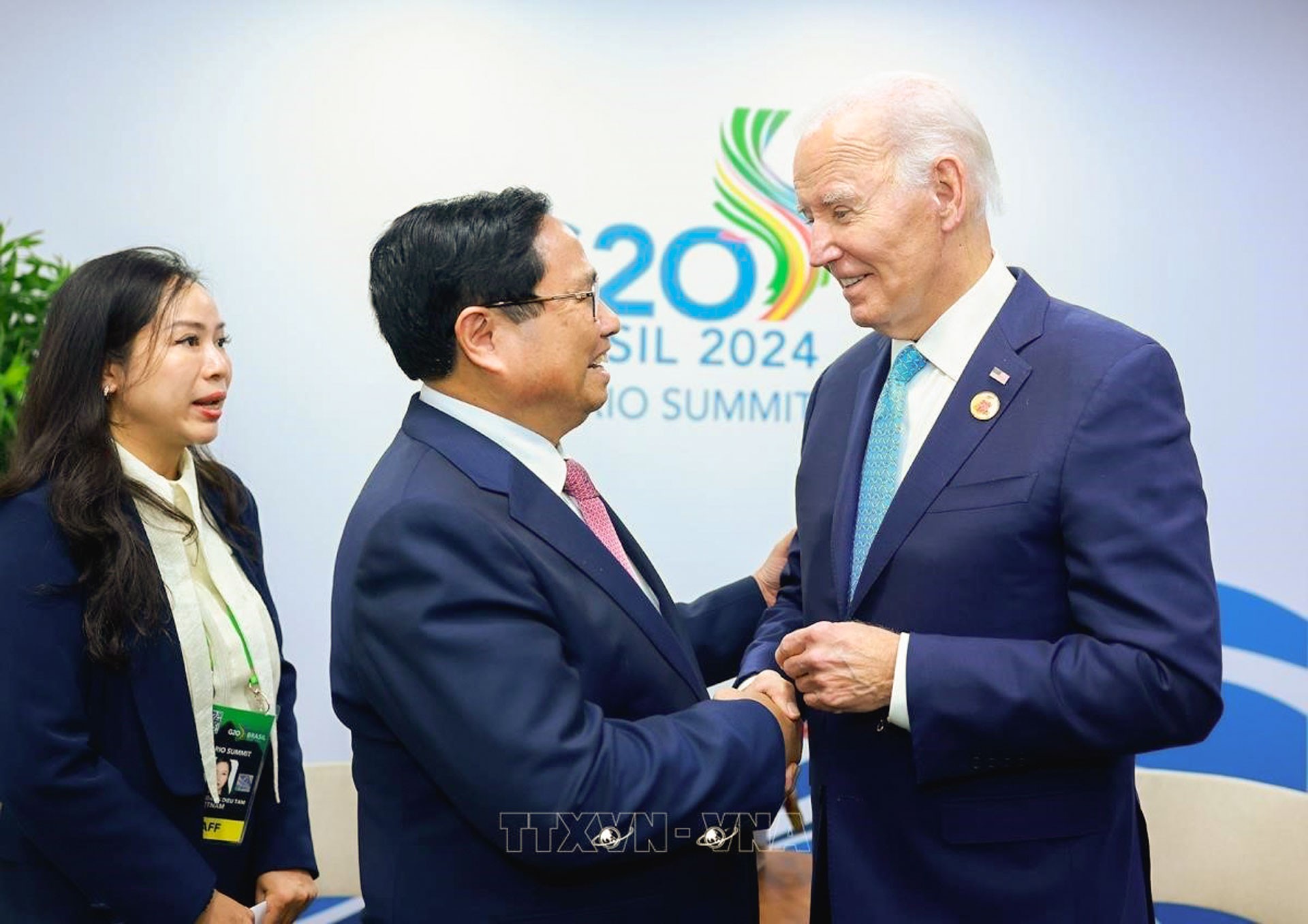 Thủ tướng Phạm Minh Chính tiếp xúc với Tổng thống Biden nhân dịp dự Hội nghị thượng đỉnh G20 (tháng 11/2024)