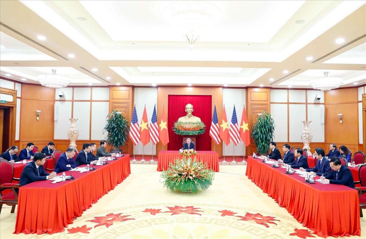 Tổng Bí thư Tô Lâm điện đàm với Tổng thống đắc cử Hoa Kỳ Donald Trump ngày 11/11/2024.