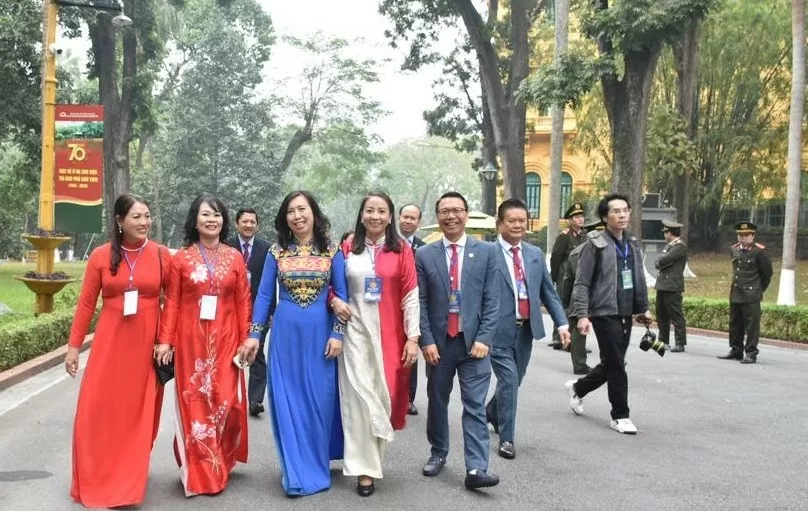 Kiều bào về tham dự Xuân Quê hương chia sẻ nhiều kỳ vọng mới Kiều bào về tham dự Xuân Quê hương chia sẻ nhiều kỳ vọng mới