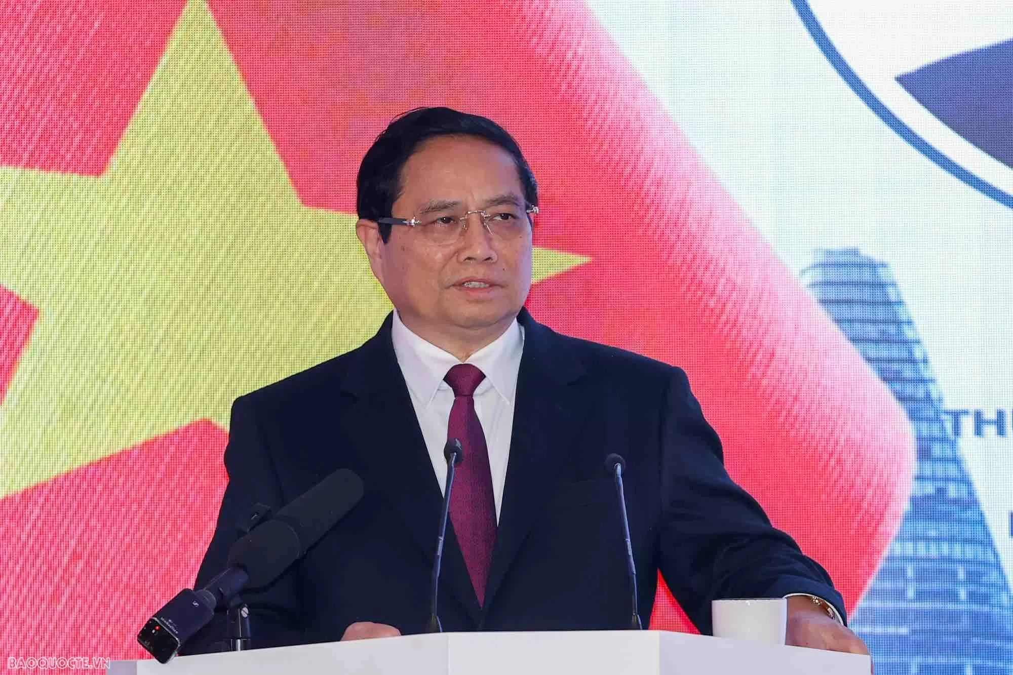 Diễn đàn doanh nghiệp