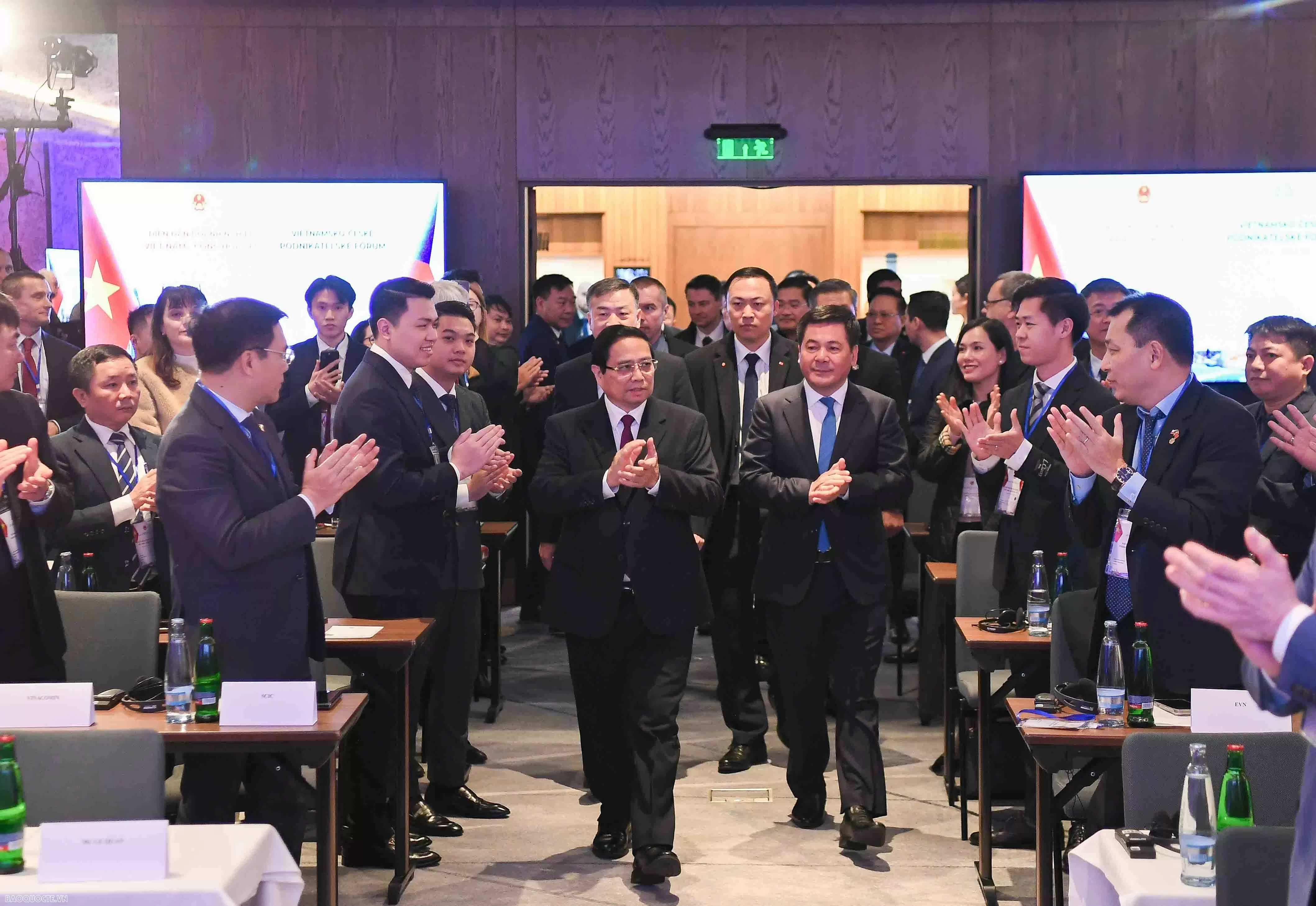 Diễn đàn doanh nghiệp