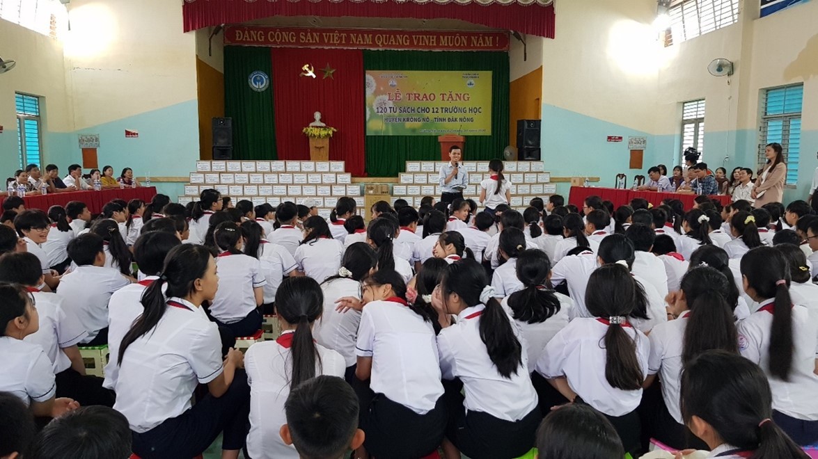 TSNA trao tặng 120 tủ sách cho 12 trường học Huyện Krông Nô - Tỉnh Đắk Nông ngày 02/10/2020