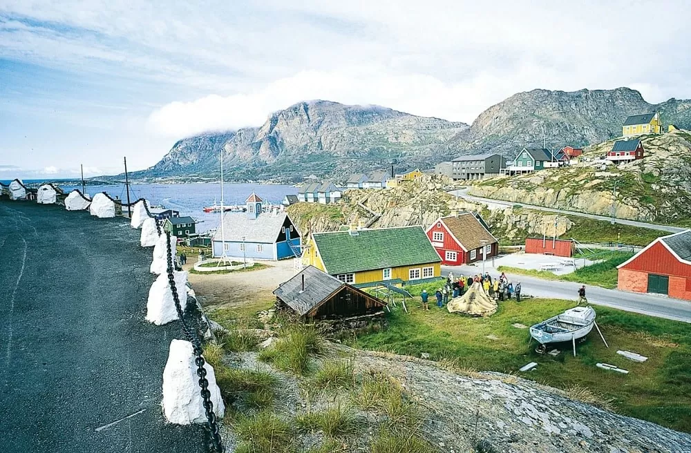 Greenland tuyên bố muốn tự quyết vận mệnh, không có ý định thành lập quân đội riêng và càng chẳng phải để bán cho Mỹ