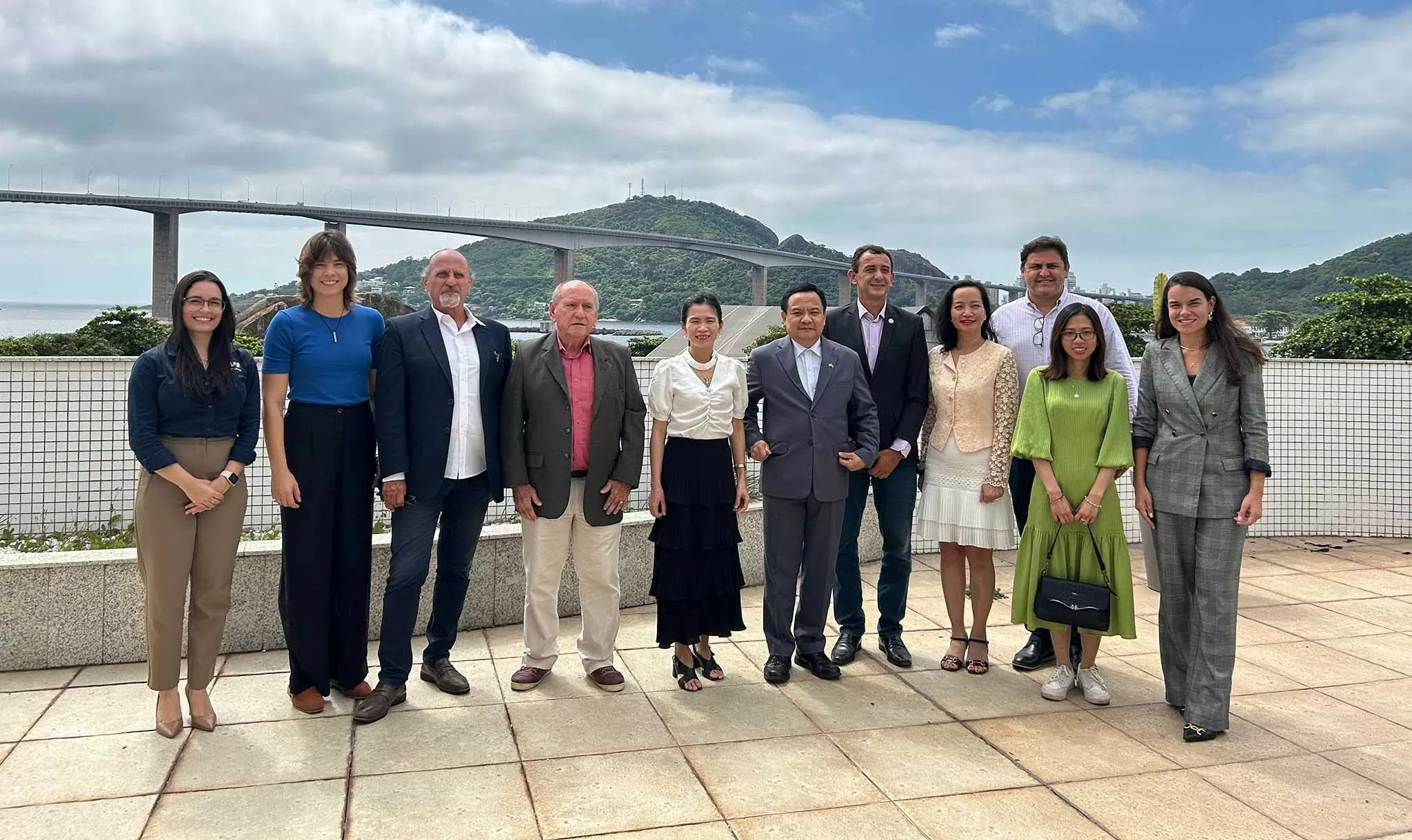 Embaixador Bui Van Nghi faz visita de trabalho ao Espírito Santo: uma terra cheia de potencial