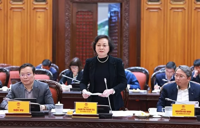 Bộ trưởng Bộ Nội vụ Phạm Thị Thanh Trà phát biểu tại Phiên họp lần thứ 7 Ban Chỉ đạo tinh gọn bộ máy của Chính phủ. (Nguồn: TTXVN)