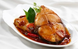 Sau bữa cơm cá kho, người phụ nữ nhập viện cấp cứu