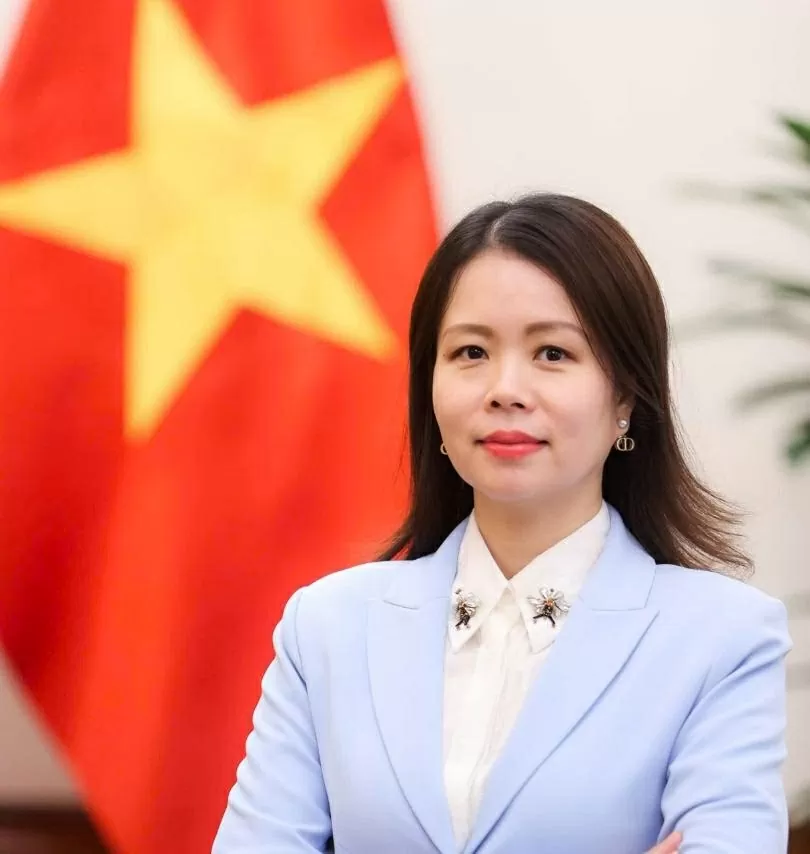 Thứ trưởng Nguyễn Minh Hằng