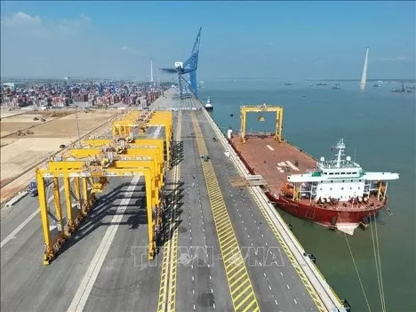Container terminals No. 3 and 4 at Hai Phong International Gateway Port in Lach Huyen are expected to begin operations in Q1 2025. (Photo: VNA)