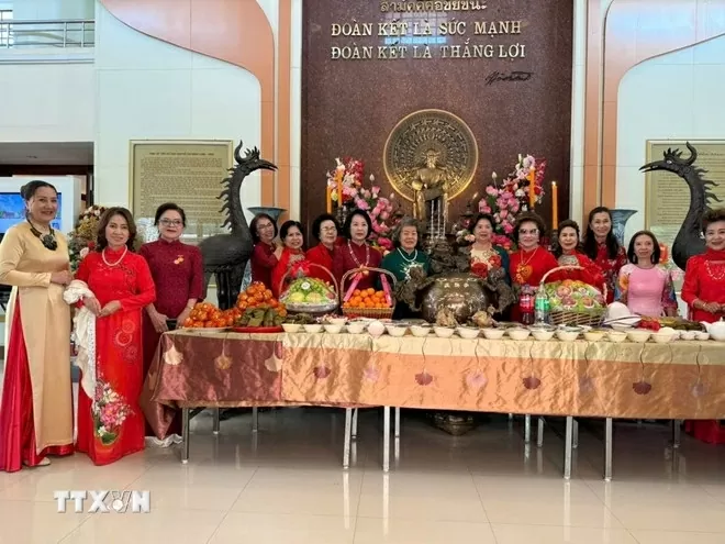 Overseas Vietnamese in Thailand gather to celebrate Tet and honour President Ho Chi Minh. (Photo: VNA)