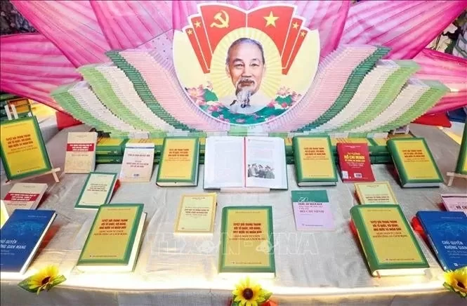 General Secretary To Lam’s new book spotlights Vietnam’s public security officers