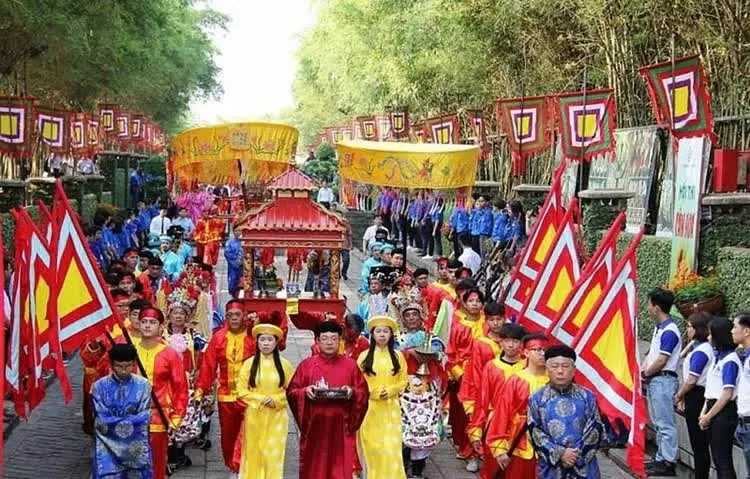 PM orders civilised, safe, economical practices in festive activities