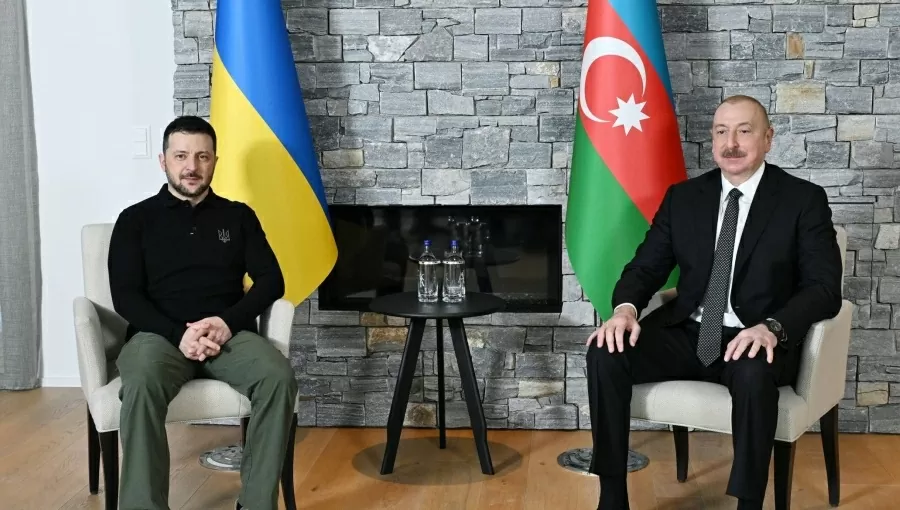 Tổng thống Azerbaijan Ilham Aliyev và người đồng cấp Ukraine Volodymyr Zelensky đã có cuộc gặp trực tiếp bên lề Diễn đàn Kinh tế thế giới tại Davos (Thụy Sỹ) vào ngày 22/1. (Nguồn: Văn phòng Tổng thống  Azerbaijan)