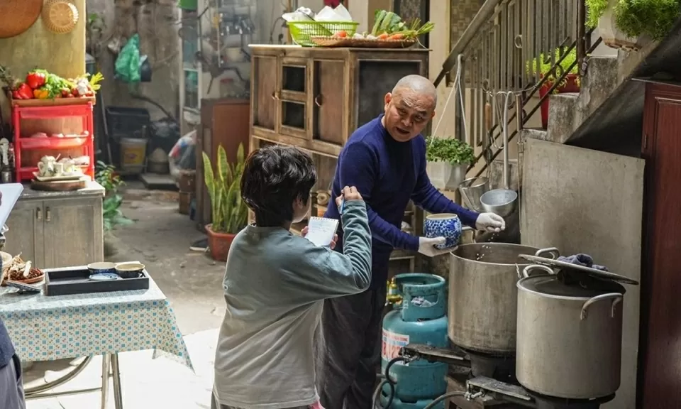 Nghệ sĩ hài Xuân Hinh kết hợp diễn viên Thu Trang trong dự án phim Tết 2026
