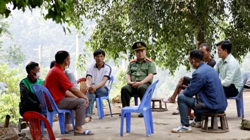 Bản chất của Vàng Chỉnh Mình và cái gọi là ‘Liên minh người Mông vì công lý’