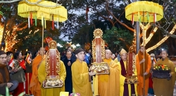 Dù trời giá rét, lễ khai hội Tây Yên Tử tỉnh Bắc Giang vẫn thu hút hàng chục nghìn người